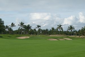 Puntacana (Corales) 10th Approach